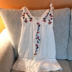 Jessica Simpson dress size Small